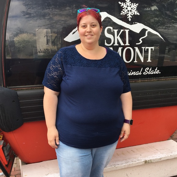 Meet your Posher, Rebecca - Picture 1 of 1